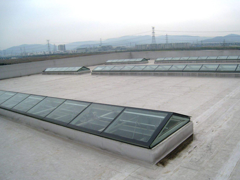 电动采光排烟天窗